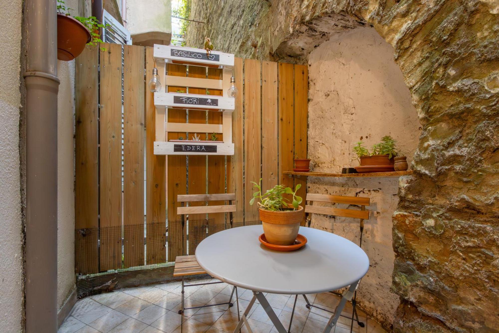 XX Settembre Apartment Trieste Bagian luar foto